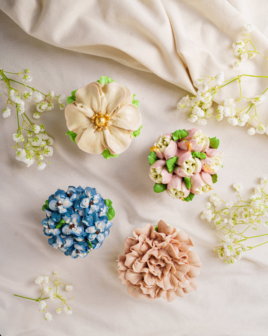 Floral Cupcakes with Dulce De Leche Filling Box