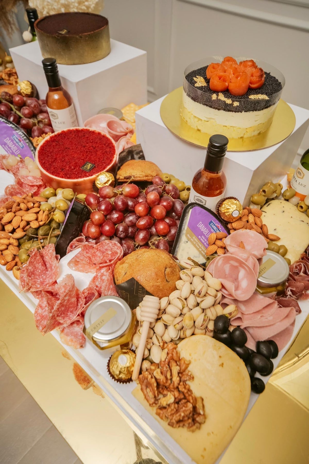 caterer, graze tables - sweet & savoury mcr -... Sweet & Savory Graze Stage – Aperitif